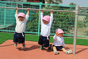 園庭遊び